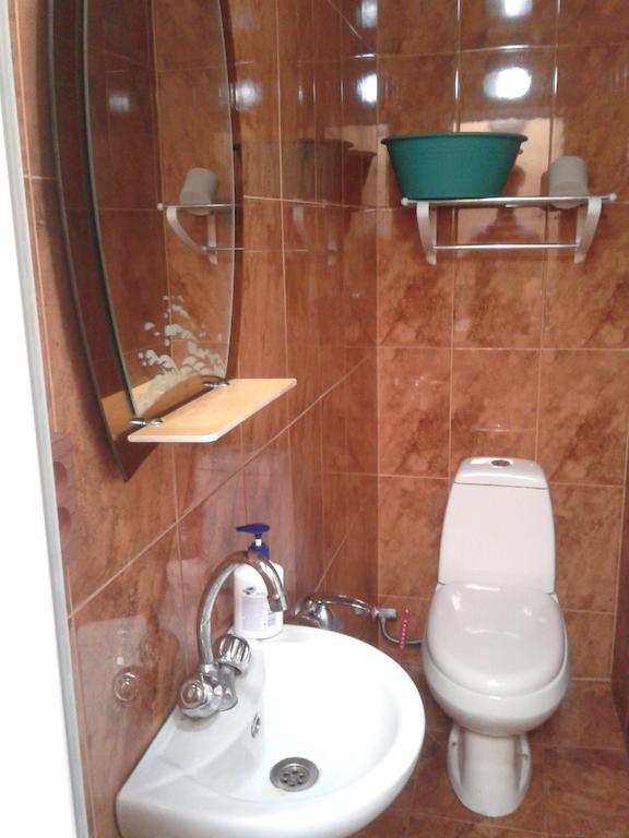 Guesthouse 97 In Batumi Ruang foto